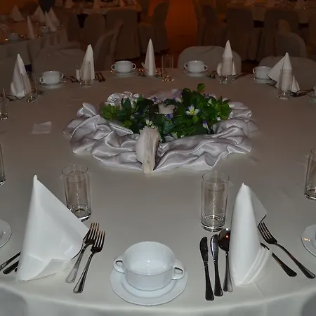 Hotel Akor